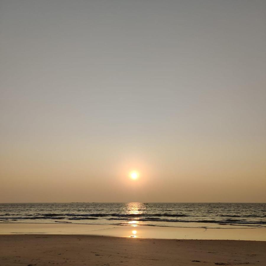 His Grace Sea View Cottages - Private Beach At Malpe Udupi Exterior photo