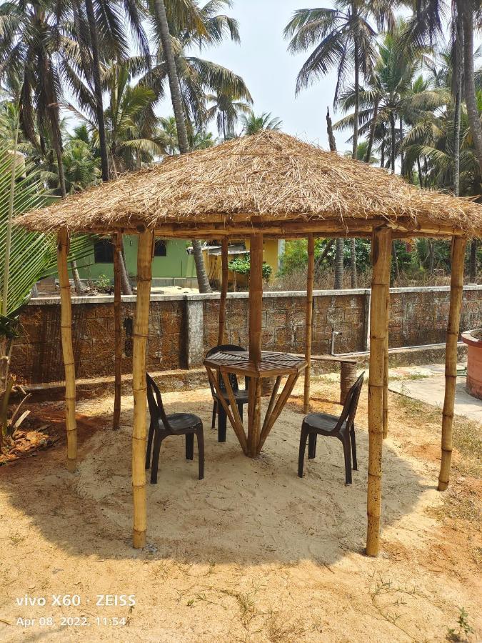 His Grace Sea View Cottages - Private Beach At Malpe Udupi Exterior photo