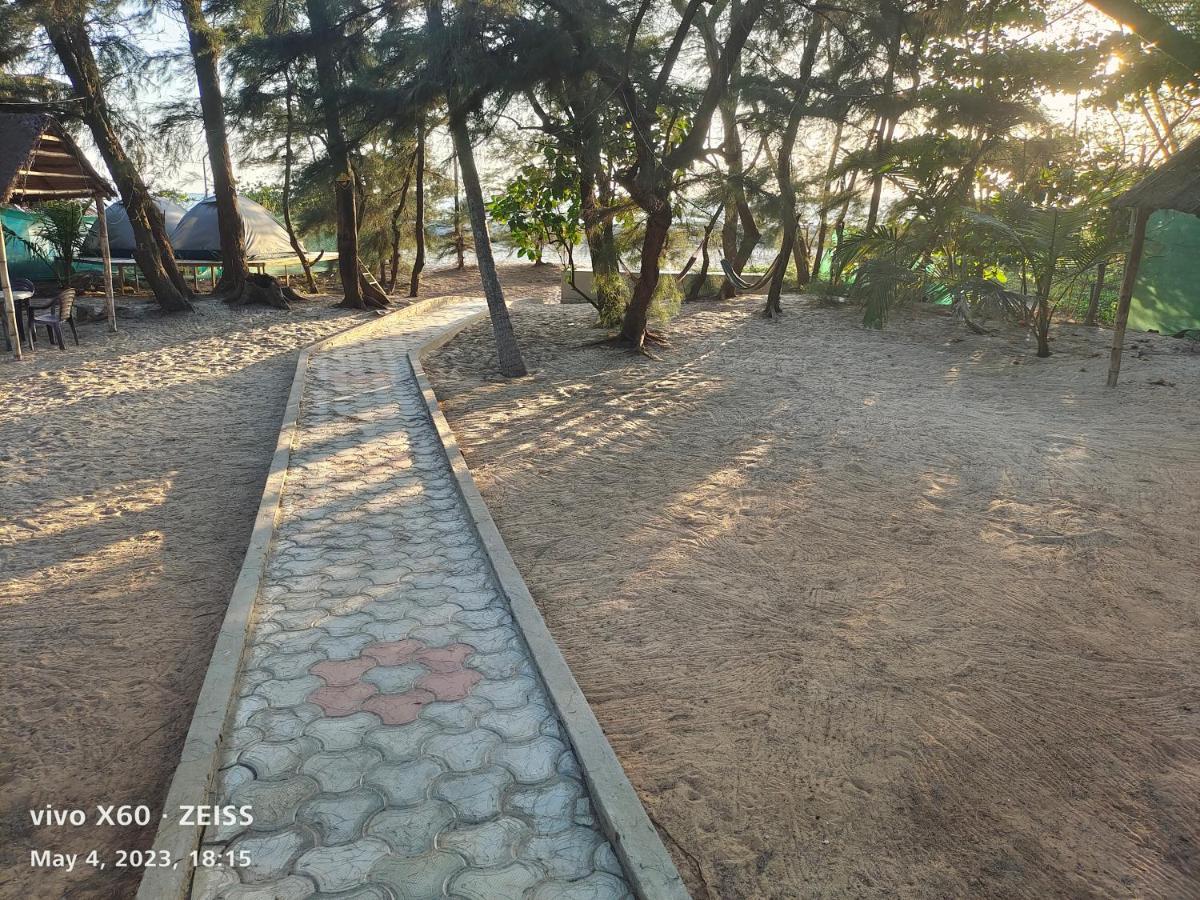 His Grace Sea View Cottages - Private Beach At Malpe Udupi Exterior photo